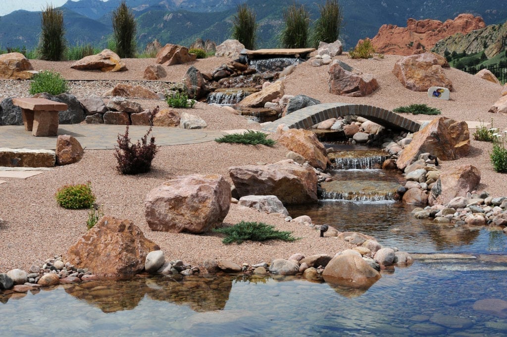 Jakes conçoit l'aménagement paysager des sources du Colorado
