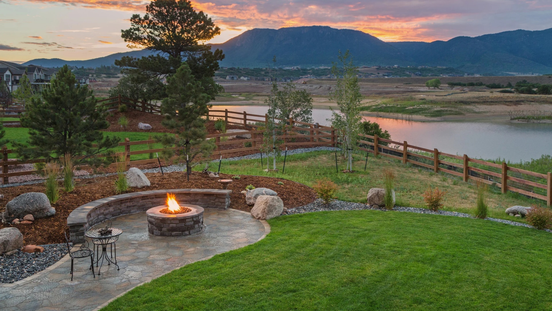 fire pit vs outdoor fireplace, Colorado Springs